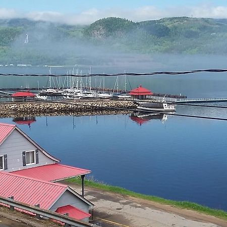 Apartement Mirador Du Fjord LʼAnse-Saint-Jean Eksteriør billede