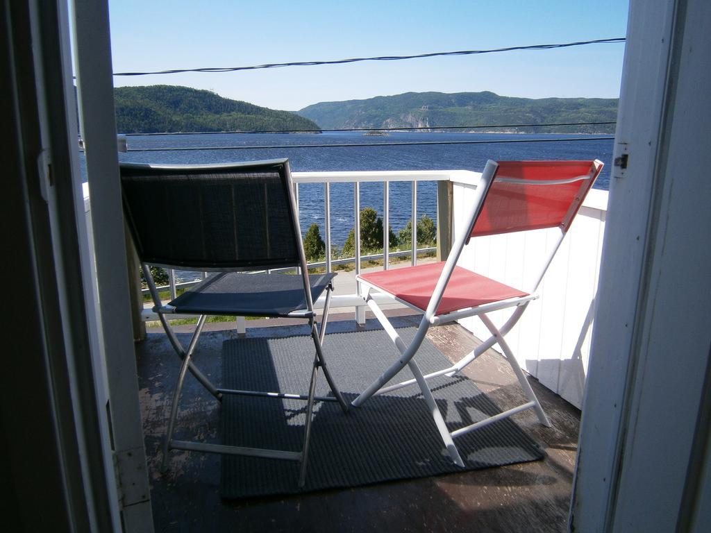 Apartement Mirador Du Fjord LʼAnse-Saint-Jean Eksteriør billede