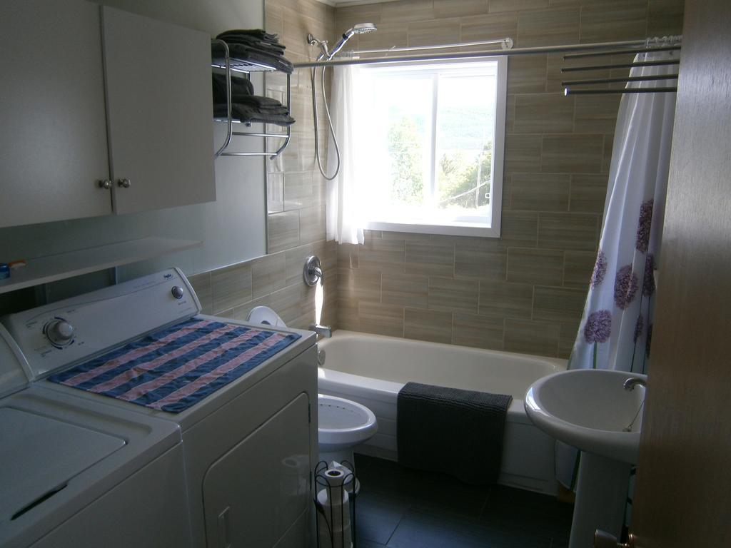 Apartement Mirador Du Fjord LʼAnse-Saint-Jean Eksteriør billede